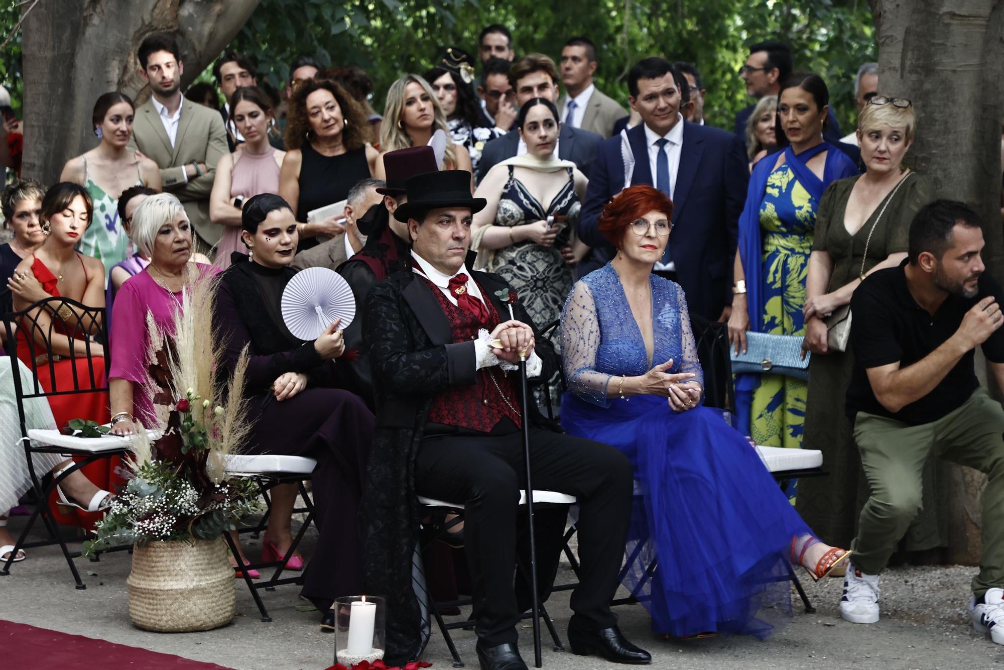 Boda de Nuria Llopis: la llegada de los novios y la ceremonia