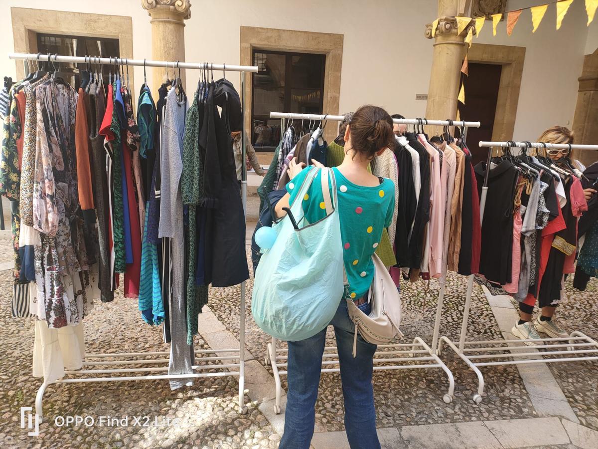 El Estudi General Lul·lià ha acogido esta iniciativa por la sostenibilidad en moda.