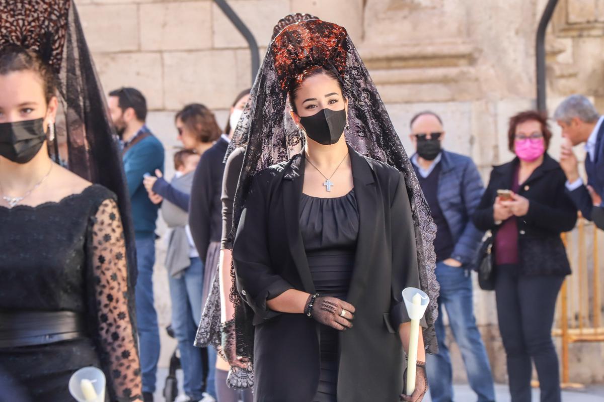 Procesión de los alumnos del colegio Nuestra Señora del Carmen de Orihuela