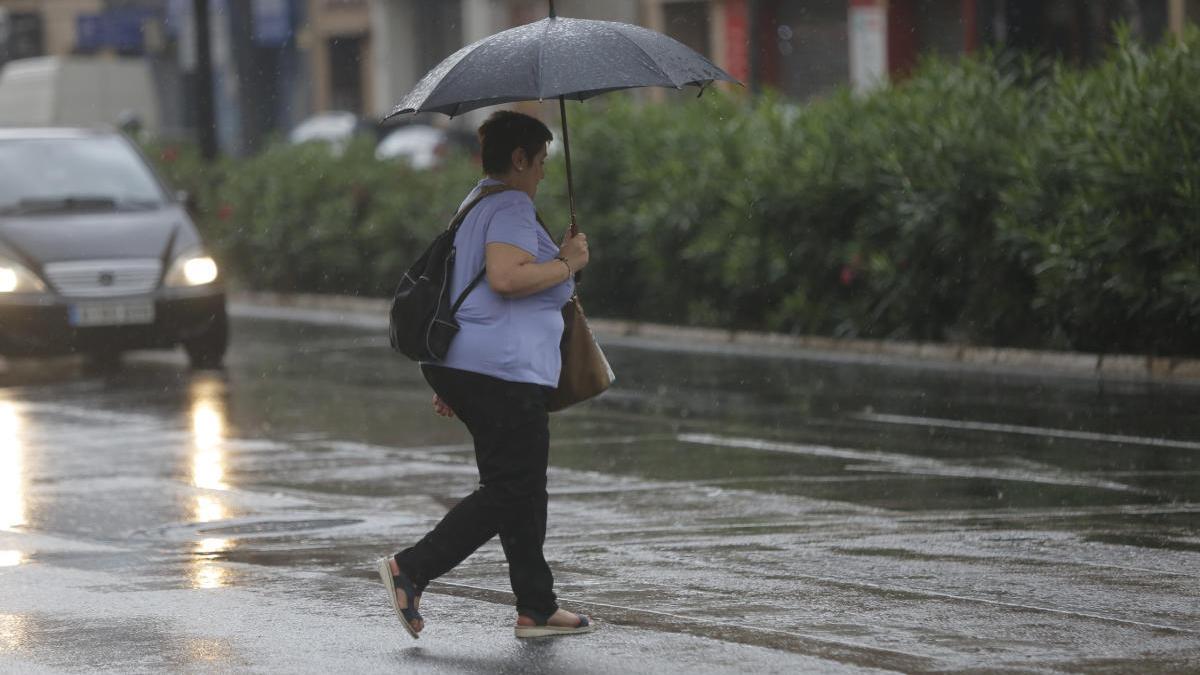 La Aemet espera lluvias  y tormentas con barro hoy en la Región