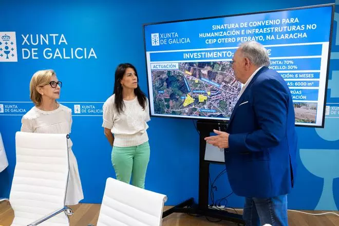 A Laracha transforma a contorna do CEIP Otero Pedrayo para facela máis segura e accesible