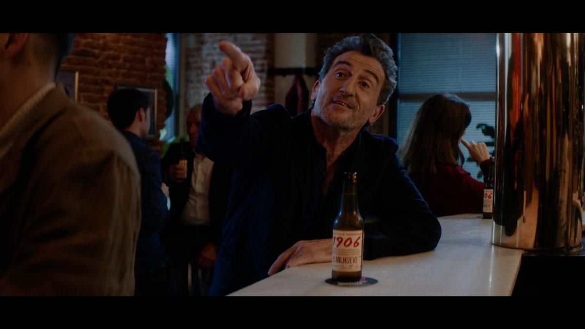 Luis Zahera protagoniza la nueva campaña de Cervezas 1906.