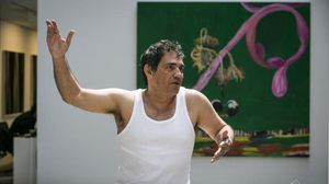 Santi Moix porta a Barcelona les seves flors oníriques.