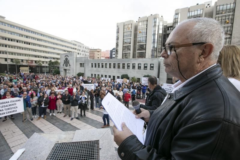 29.03.19. Las Palmas de Gran Canaria. Concentración ciudadana   | 29/03/2019 | Fotógrafo: Quique Curbelo