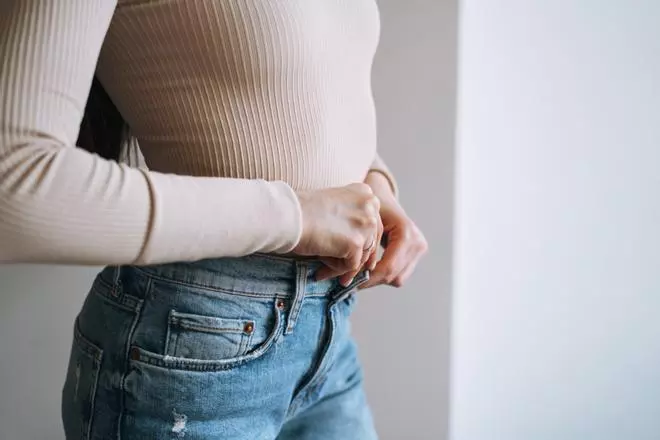 Las mujeres de más de 50 años están agotando estos pantalones vaqueros de 20 euros porque quedan bien a todas
