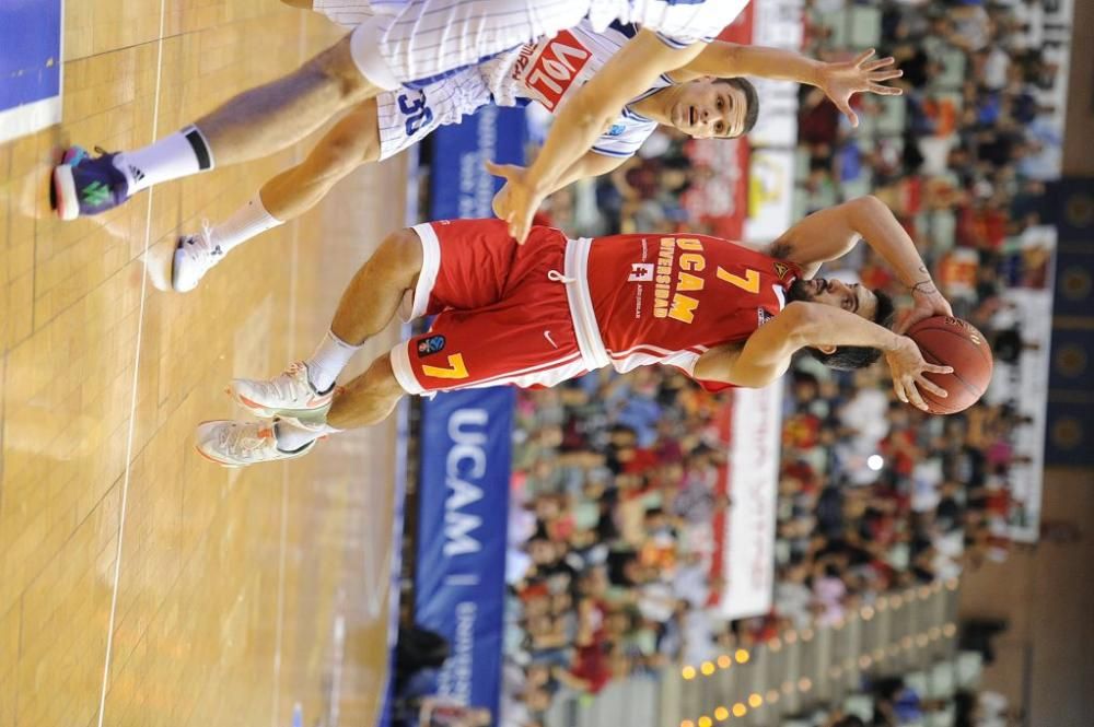 Triunfo en el debut del UCAM CB en la Eurocup