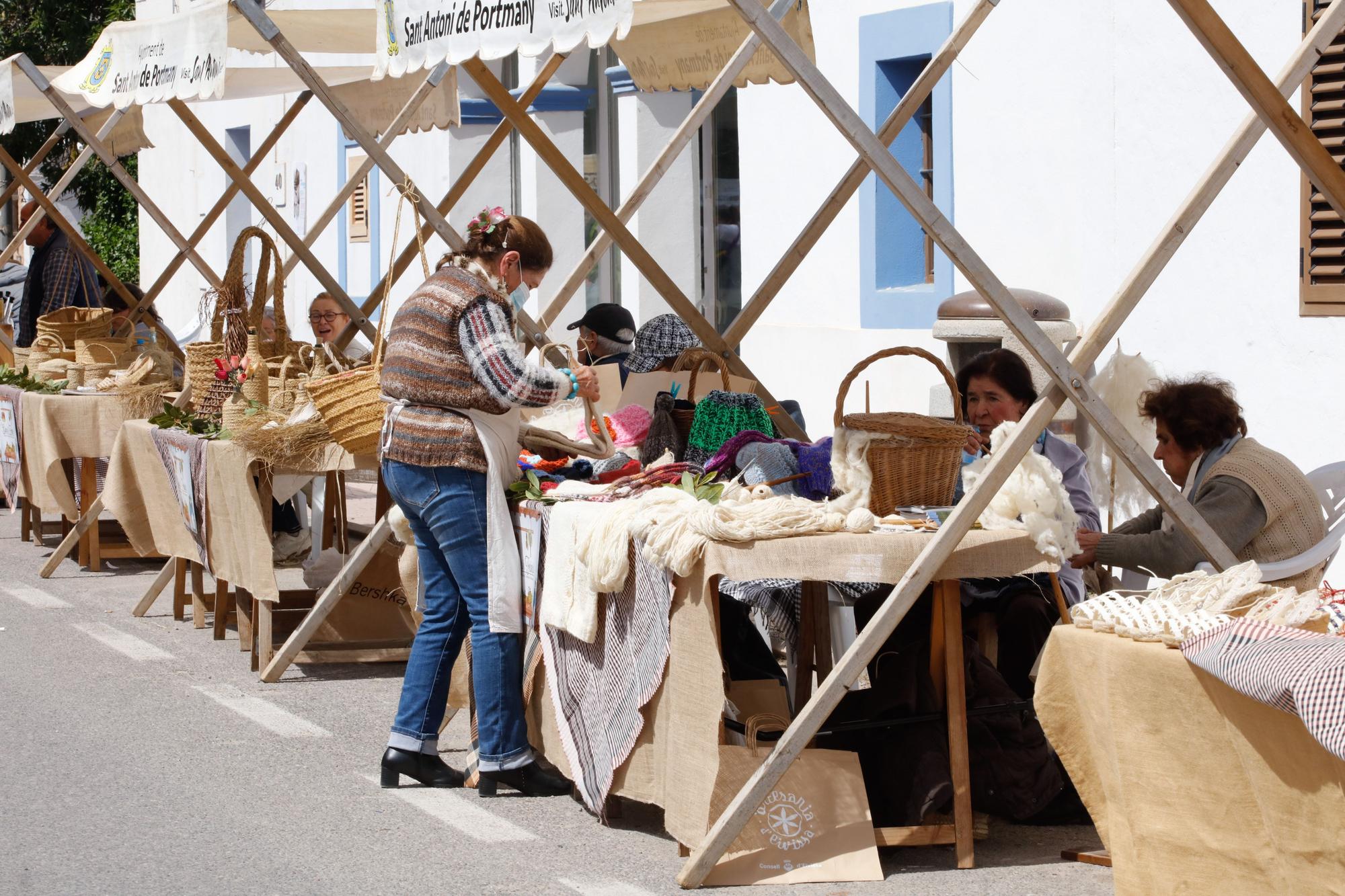 Mercadillo artesanal en Sant Rafael