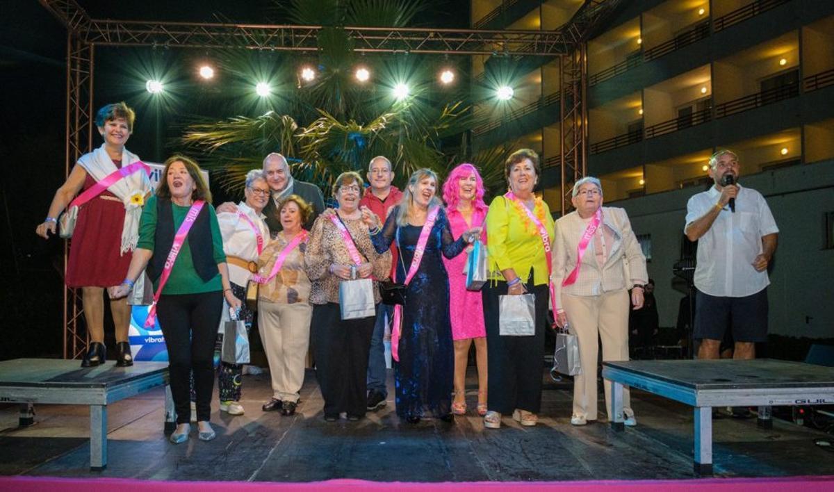 Un homenaje a las ocho trabajadoras que se jubilan este año.