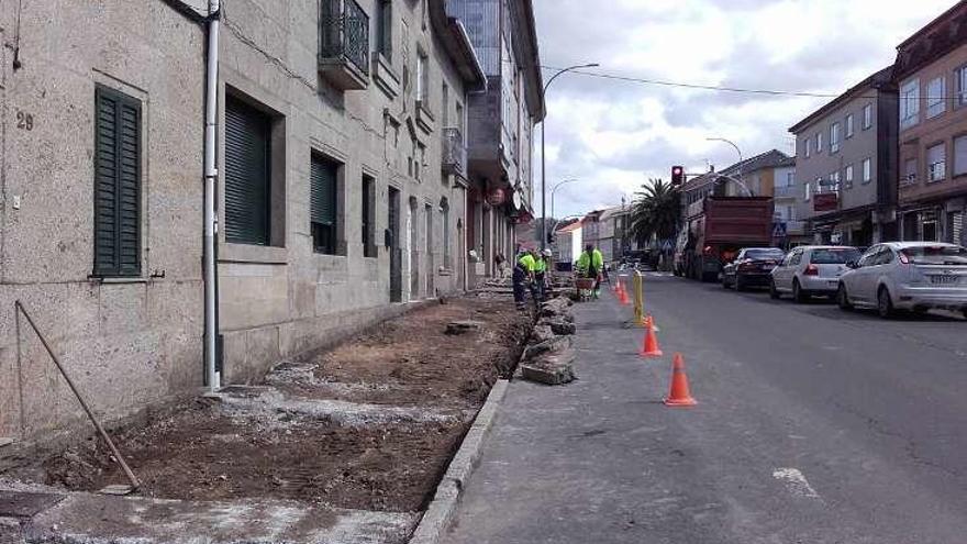 Obras en la calle Circunvalación. // FdV