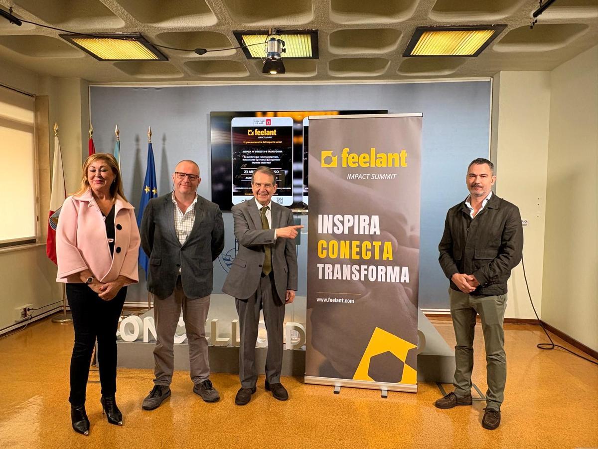 Presentación del Feelant Impact Summit en el Concello con Abel Caballero.