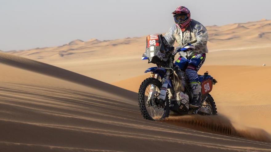 La piloto zamorana española Sara García se convierte en la primera mujer europea en finalizar el Rally Dakar en la modalidad motos sin asistencia.