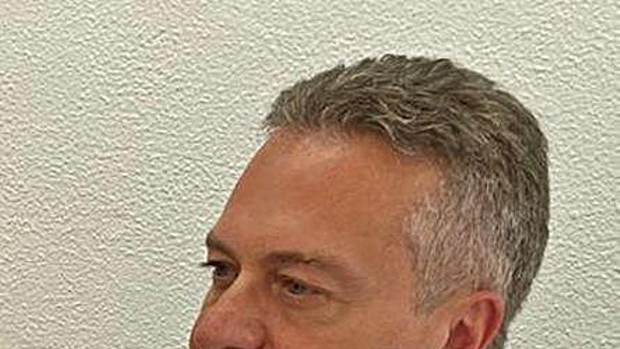 Manuel Santos.