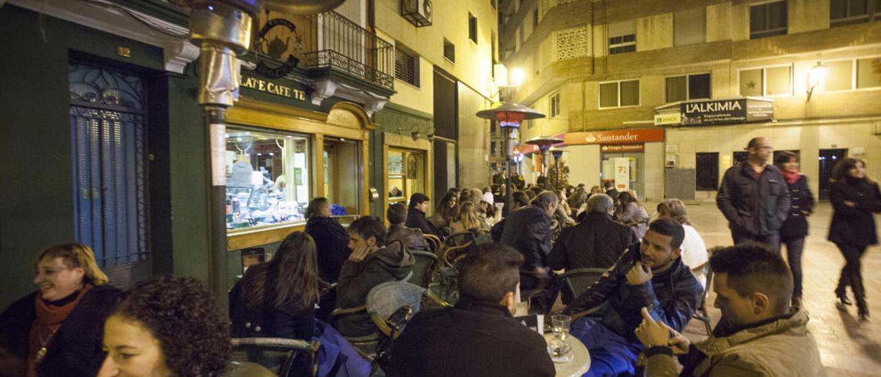 Botellón en la esencia de Castelló