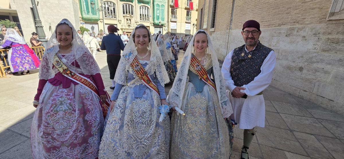 Comisiones de falla en la Procesión de la Virgen (1/7)