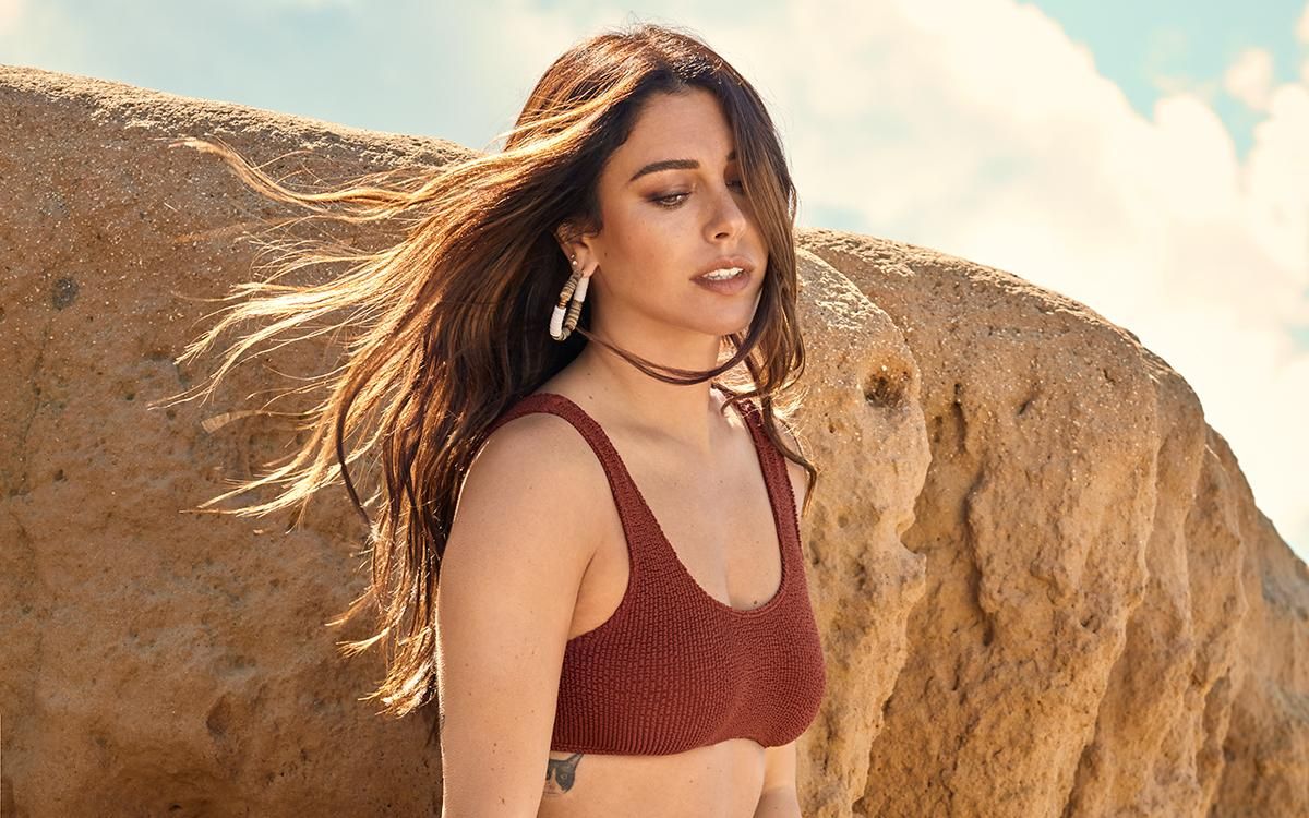 Blanca Suárez es la imagen de la campaña de baño de Etam.