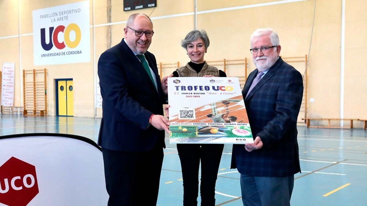 Manuel Torralbo, Marta Domínguez y Rafael Solana, en la presentación del Trofeo UCO.