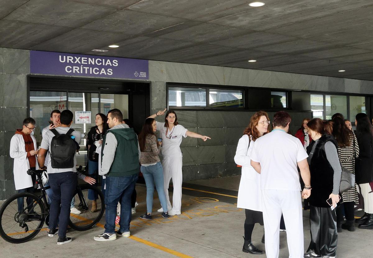 VIsta exterior de Urgencias del hospital Álvaro Cunqueiro de Vigo