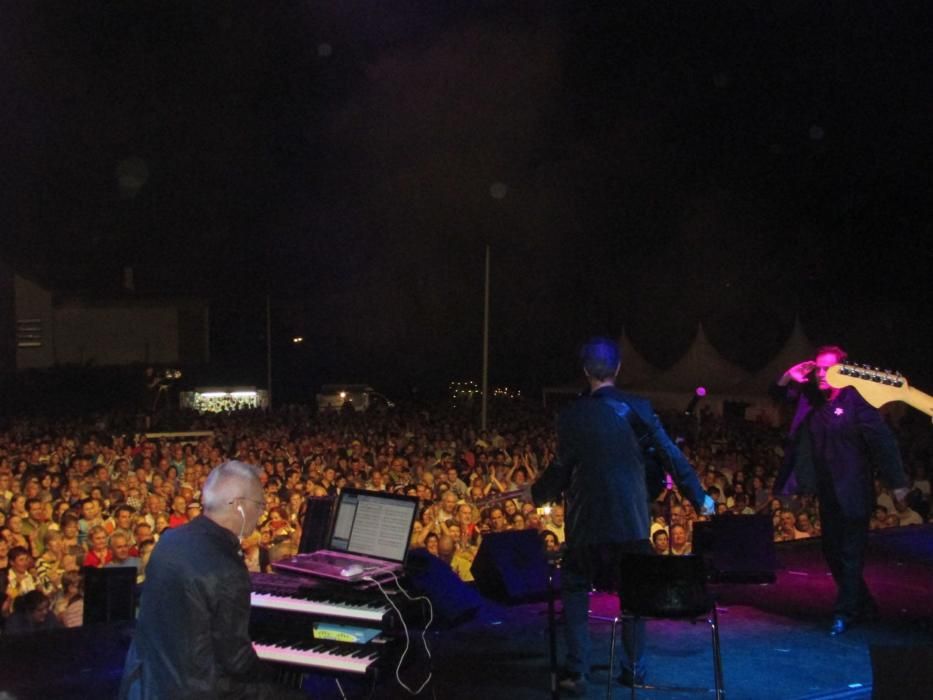 Concierto del Dúo Dinámico en las fiestas de La Guía de Llanes