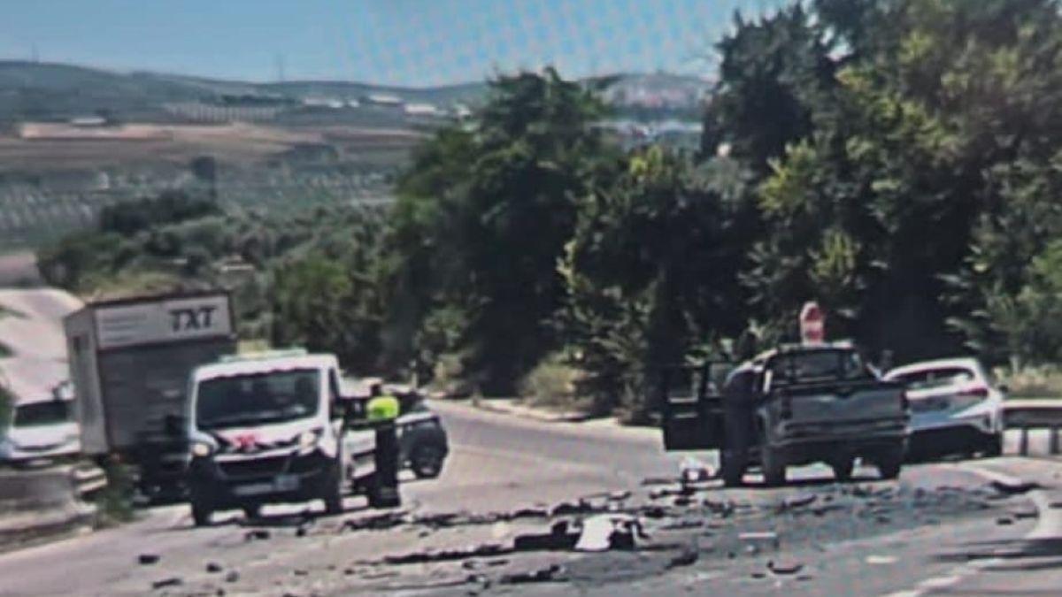 Imagen del accidente facilitada por un usuario de la carretera.