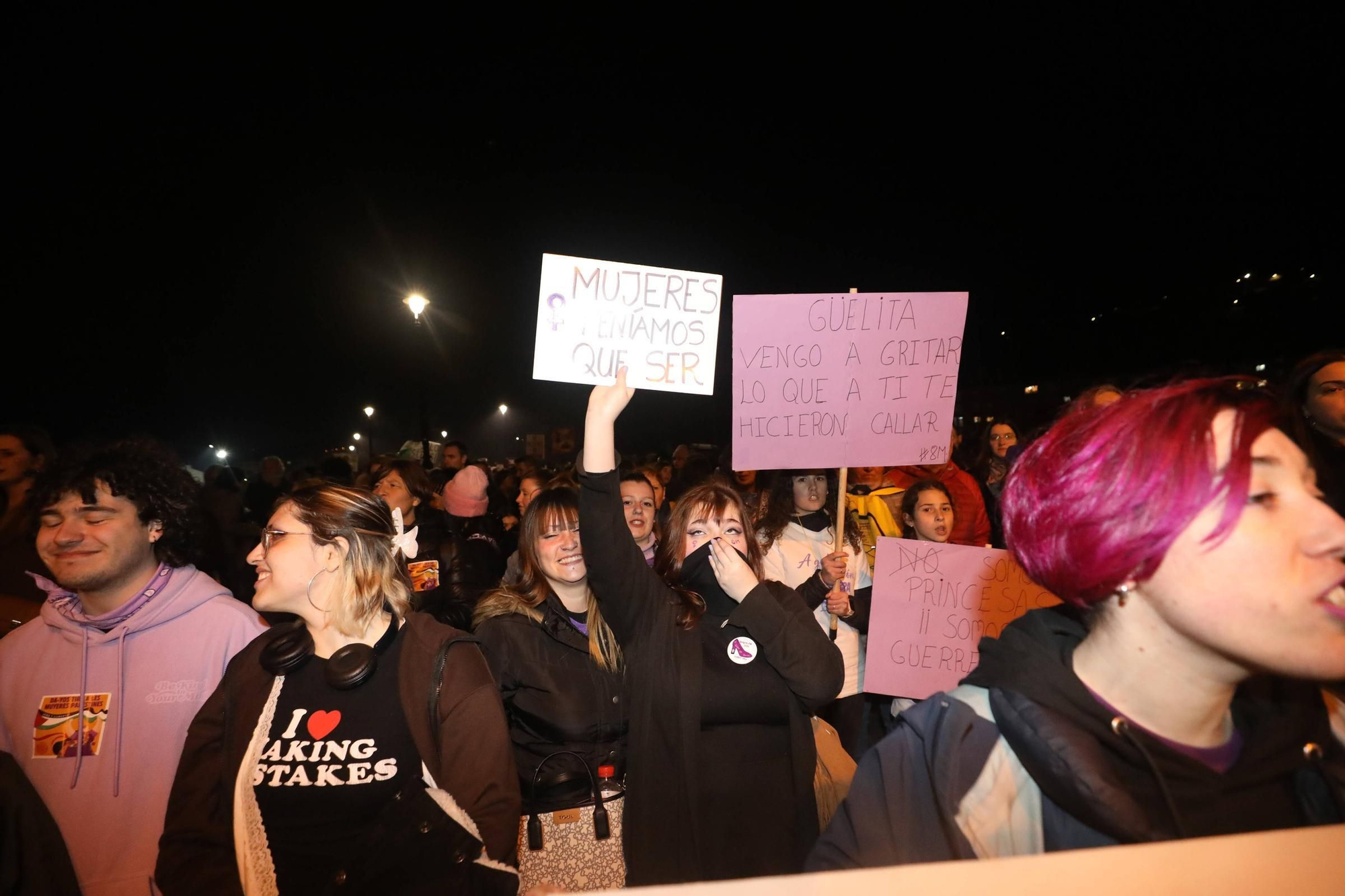 Así fue la manifestación del 8 M en Langreo