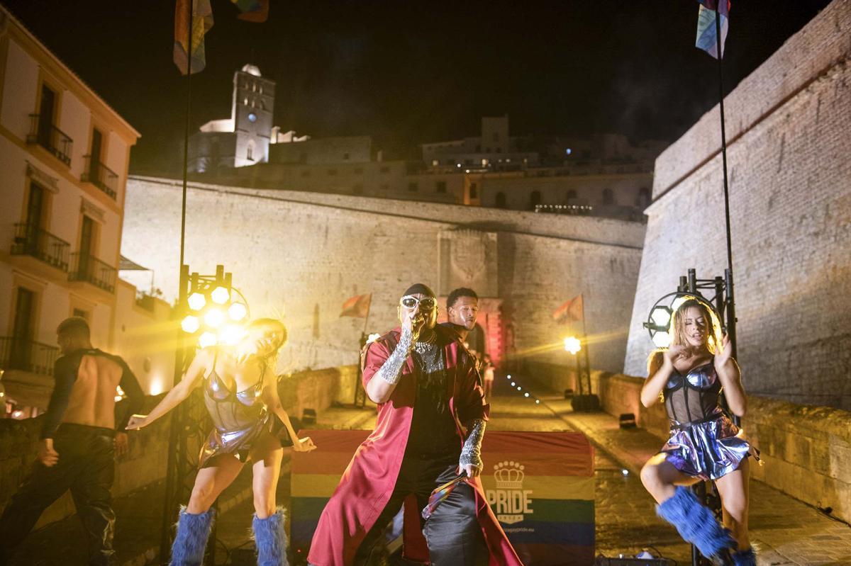 Imágenes del pregón del Ibiza Pride en Dalt Vila