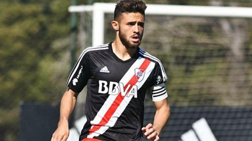 El Valencia CF a punto de fichar un central argentino para el Mestalla