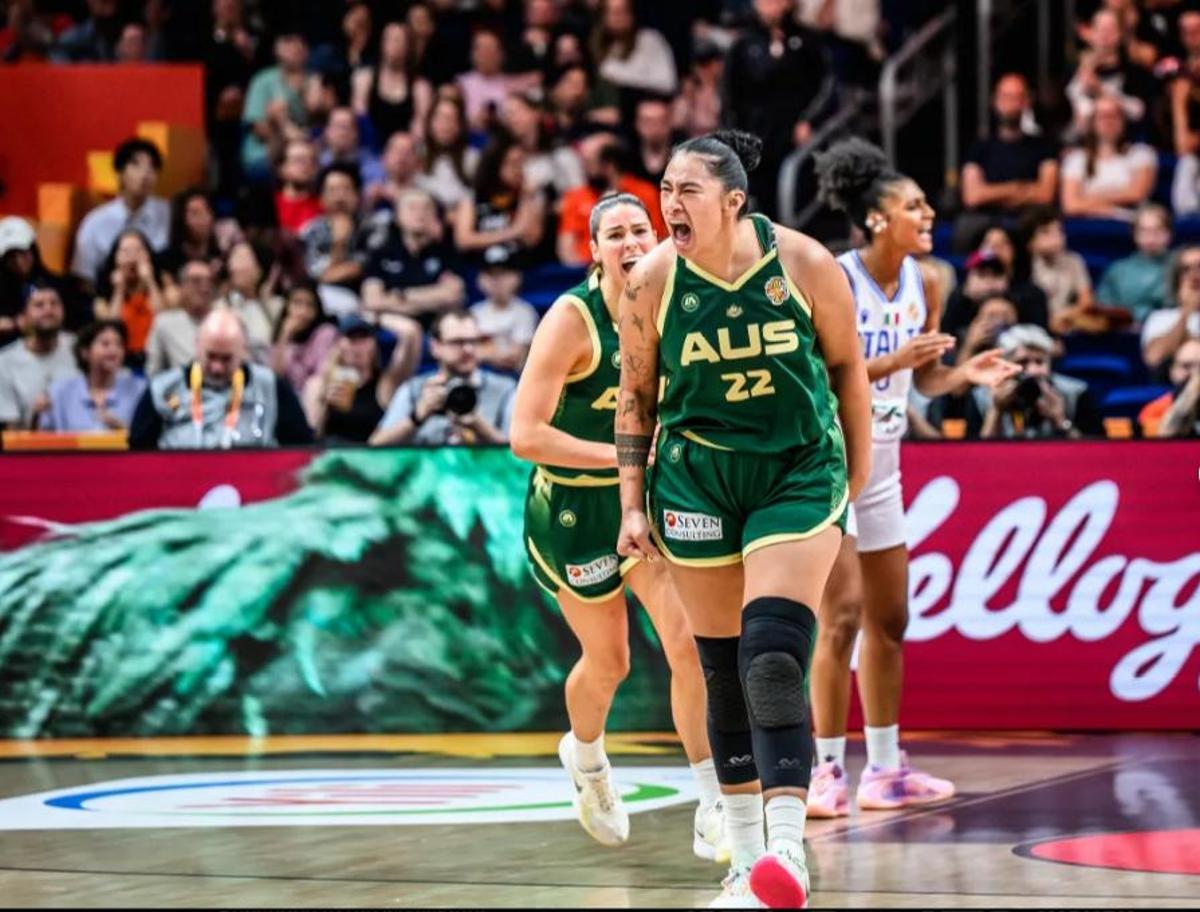 Celebración de las jugadoras australianas tras ganar a Italia en octavos de final.