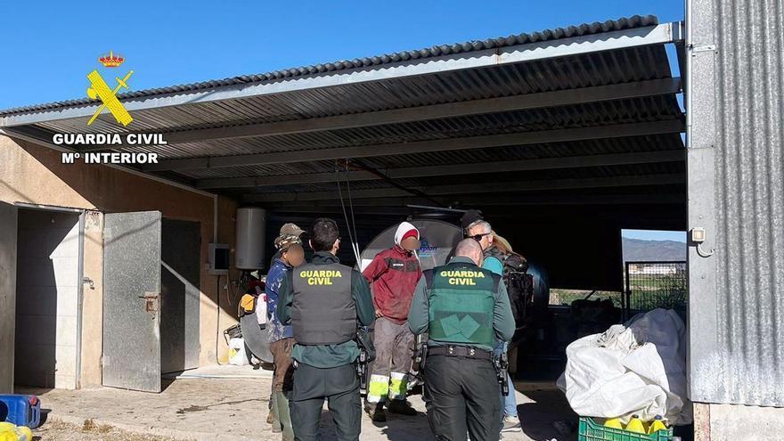 Guardia Civil investiga a dos personas por explotación laboral en la zona de Lorca y Puerto Lumbreras