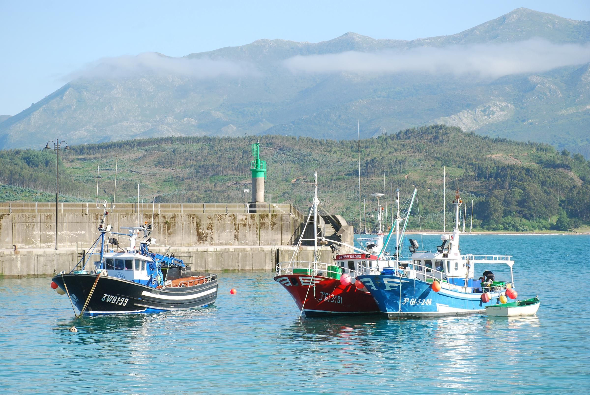 Obras en el puerto de Lastres