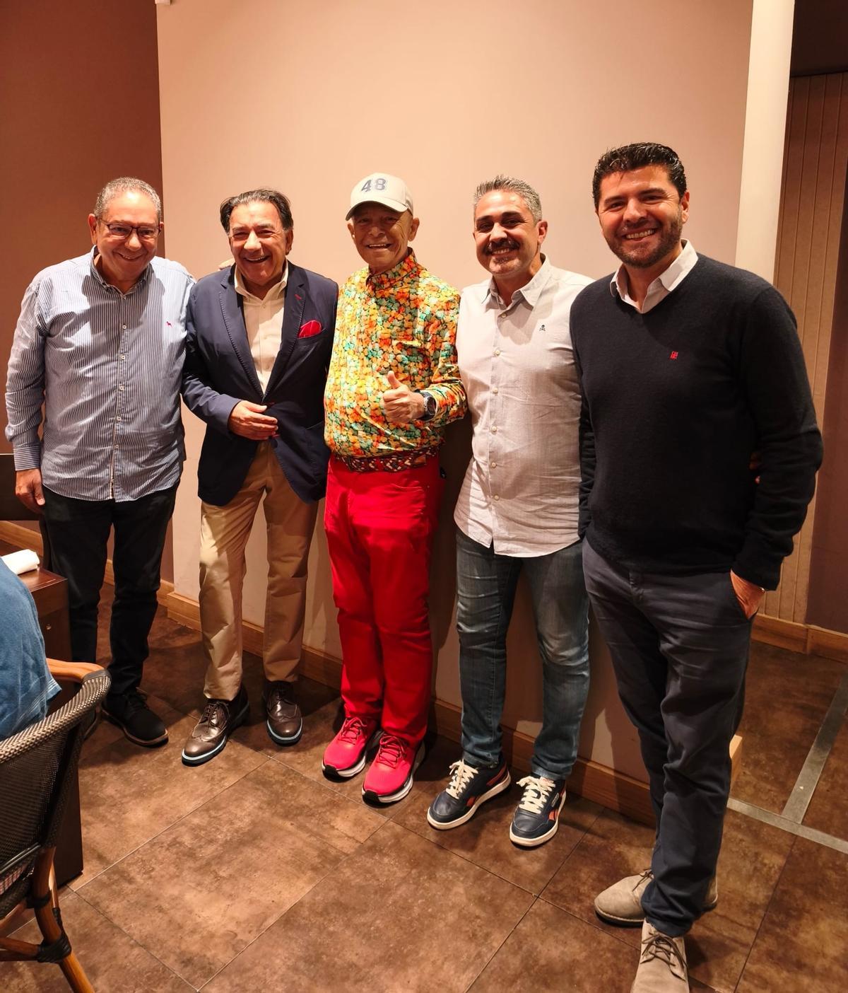 Emotivo almuerzo con el terorense Paco Santana