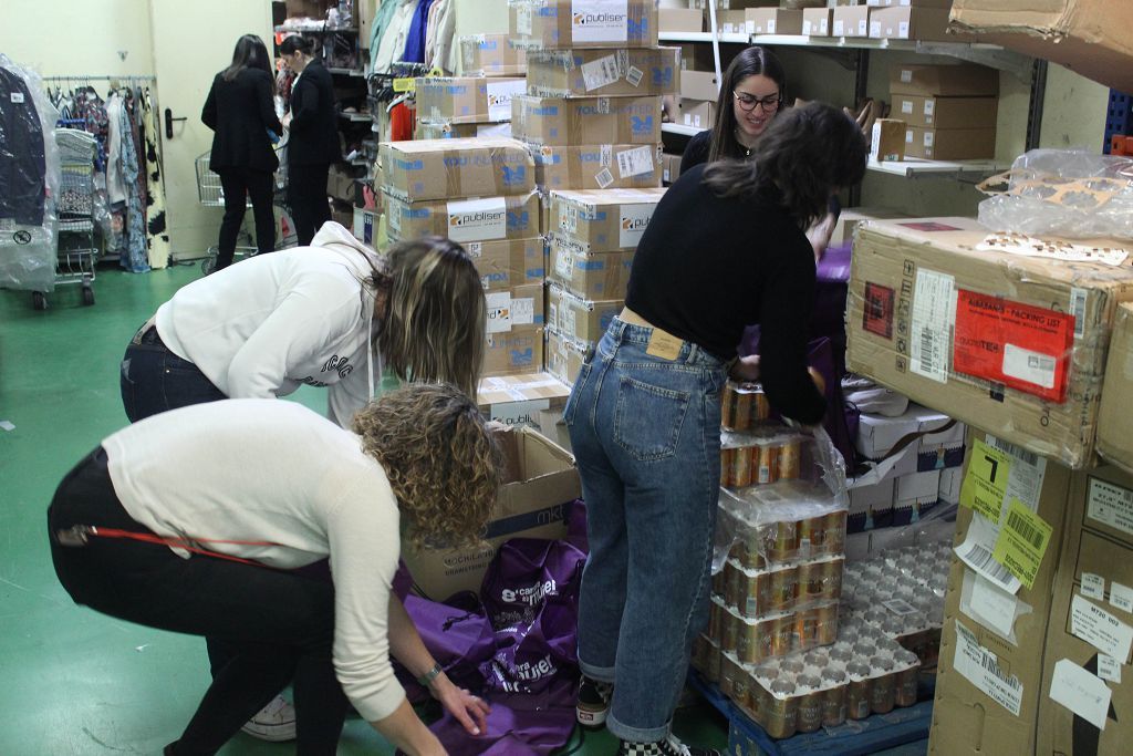 Entrega de dorsales de la Carrera de la Mujer 2023 (viernes por la mañana)