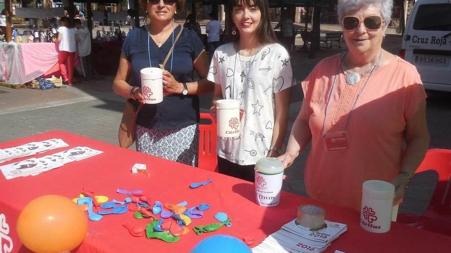 Voluntarias de Cáritas, en Cangas de Onís.