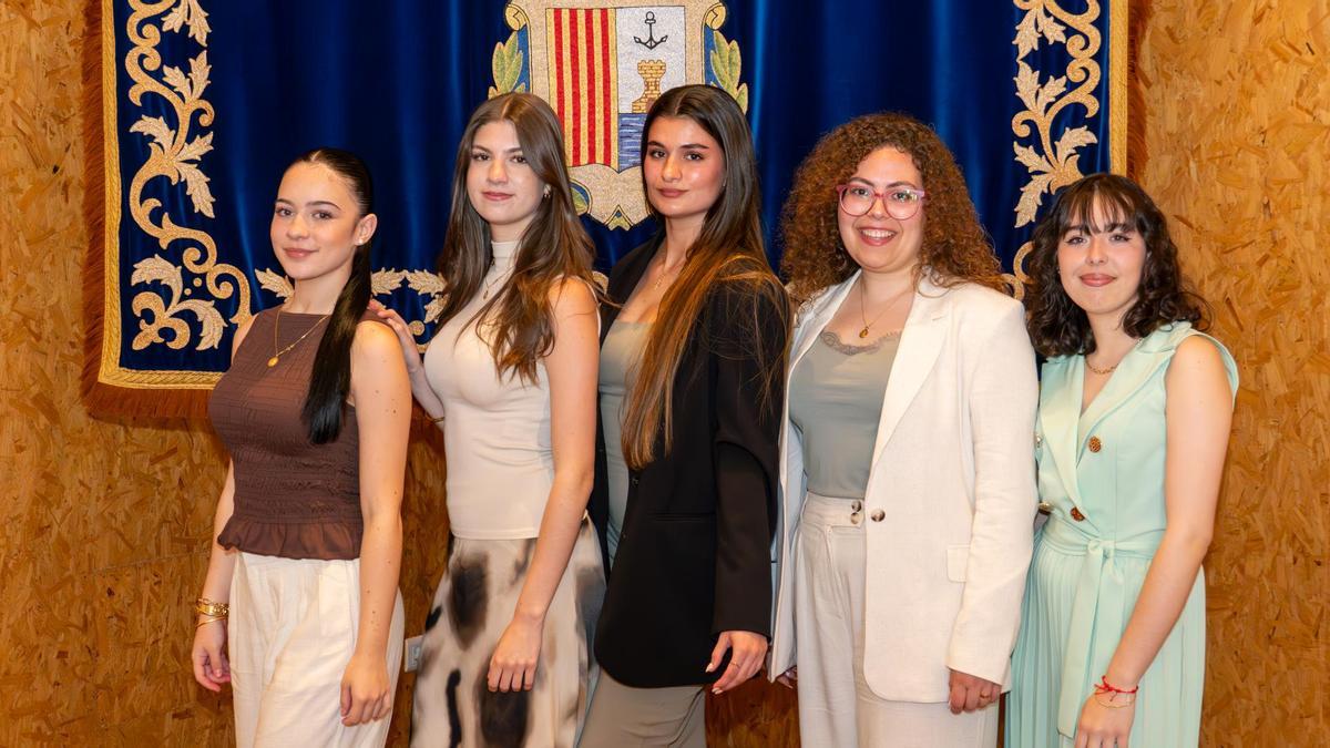 Las cinco candidatas a reina de las Fiestas de Santa Pola