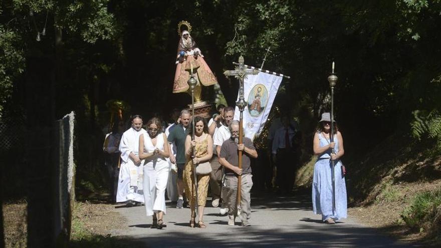 Donramiro culmina cuatro días de fiesta con cenas en familia