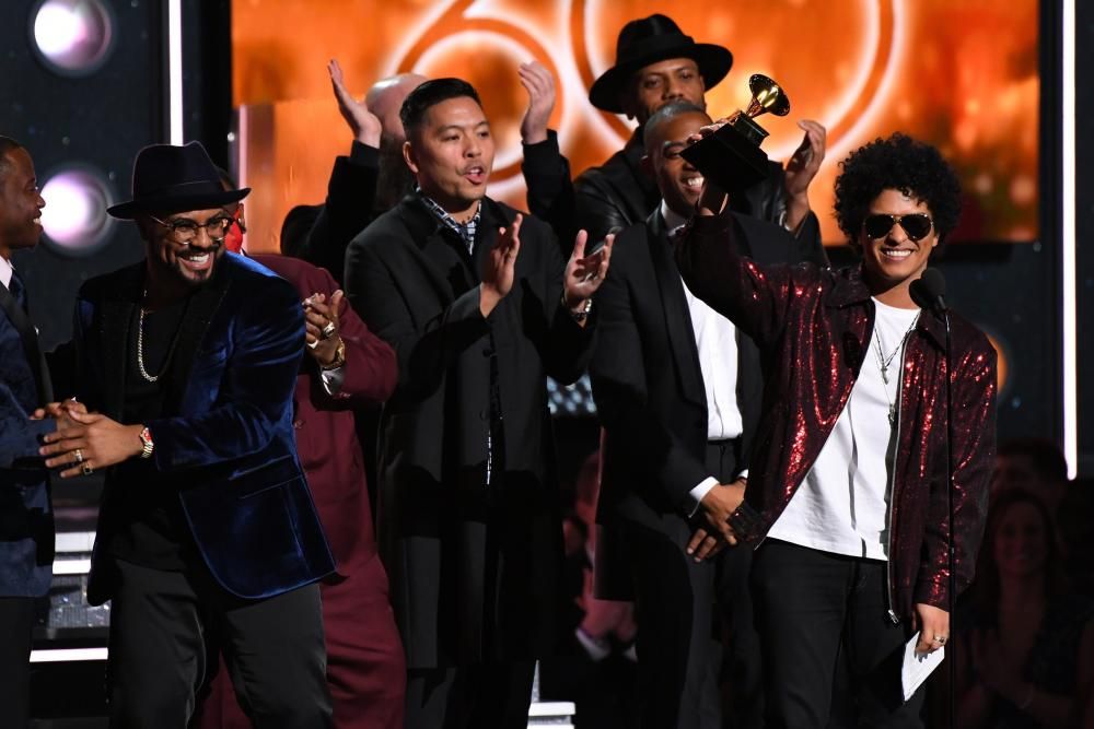 Bruno Mars triunfa en los premios Grammy 2018.