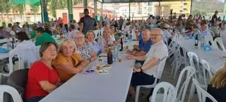 Paella de la Gent Gran en las fiestas de Tavernes de la Valldigna