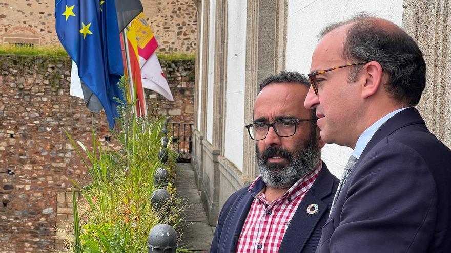 La reforma de la plaza de Santiago en Cáceres ve la luz tras su freno por su sobrecoste