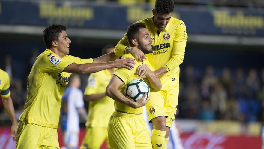 Los jugadores del Villarreal celebran un gol. Foto: Carme Ripollés