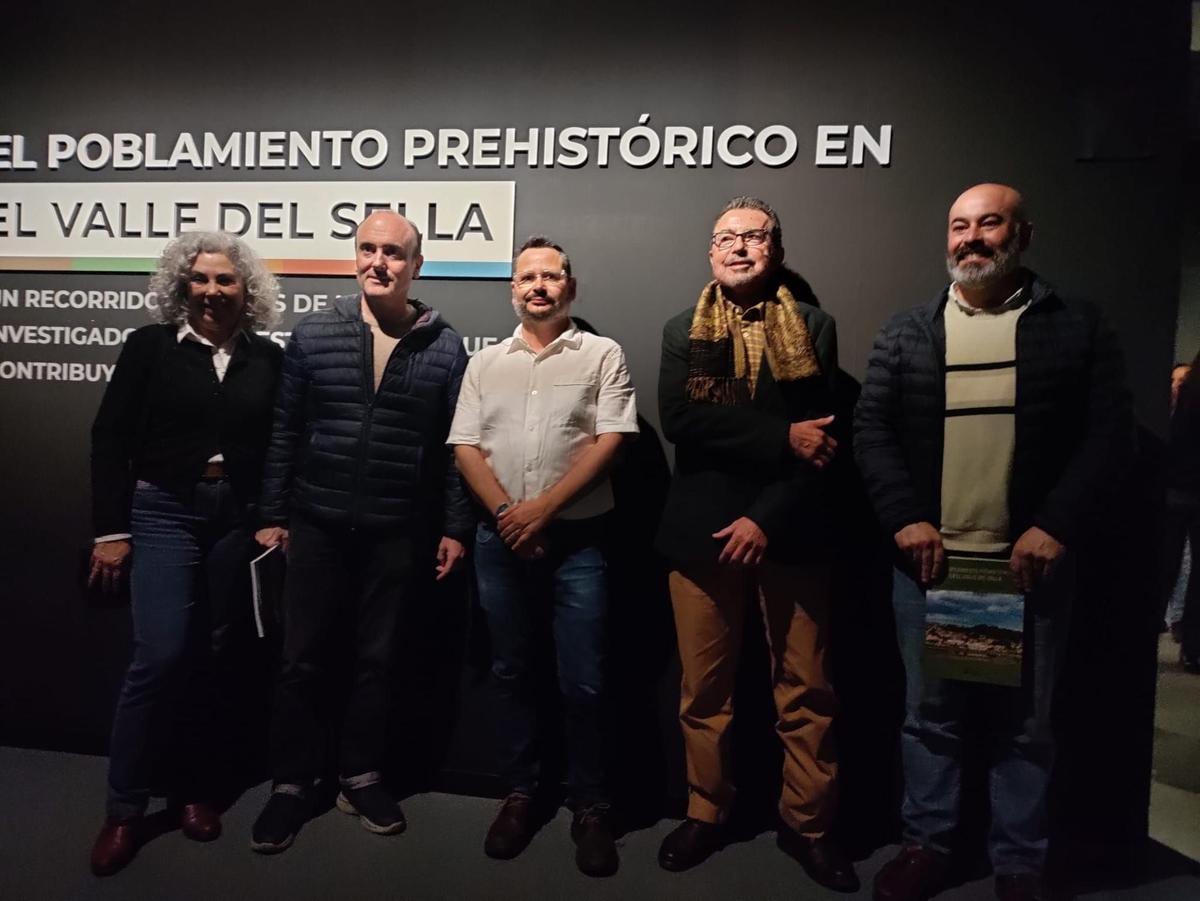 Por la izquierda, María Antonia Pedregal, Pablo León, Esteban Álvarez, J. Francisco Jordá Pardo y Paulo García.