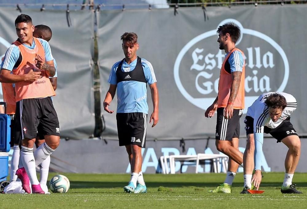 El Celta entrena a puerta abierta tras vencer al Athletic