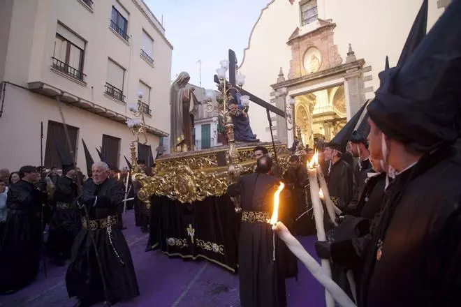 La Procesión de Viernes Santo de Sagunt en imágenes