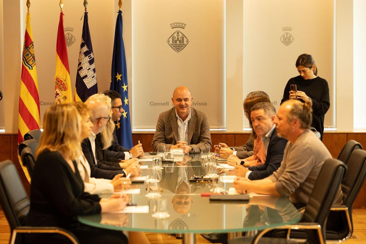 Fracasa el intento de crear un frente común ante los principales problemas de Ibiza
