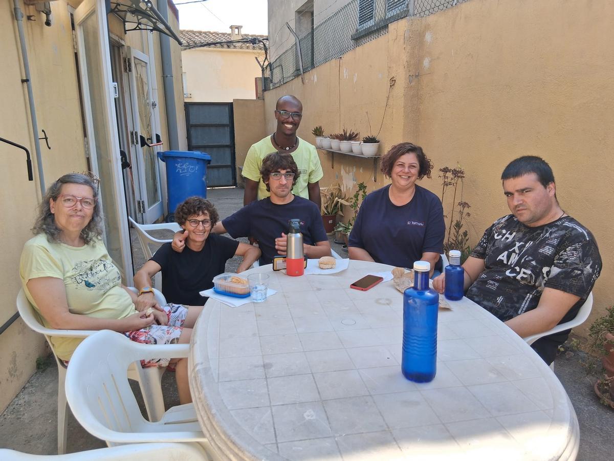 Participants i personal del centre.