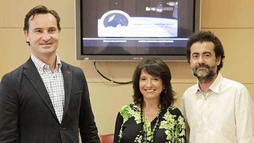 Por la izquierda, Jorge González-Palacios, Montse Redondo y Miguel Martín.