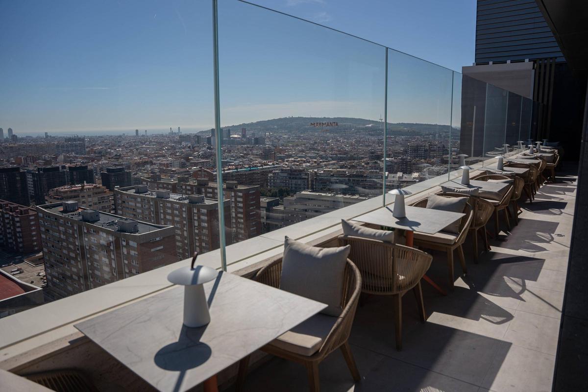 Terraza de la planta 19 del Grand Hyatt Barcelona.