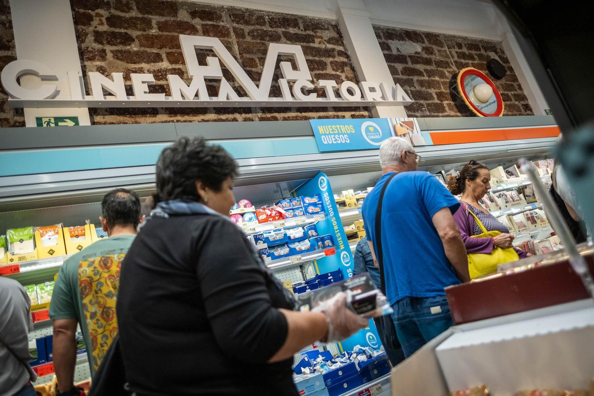 Aldi inaugura su primer tienda en Santa Cruz