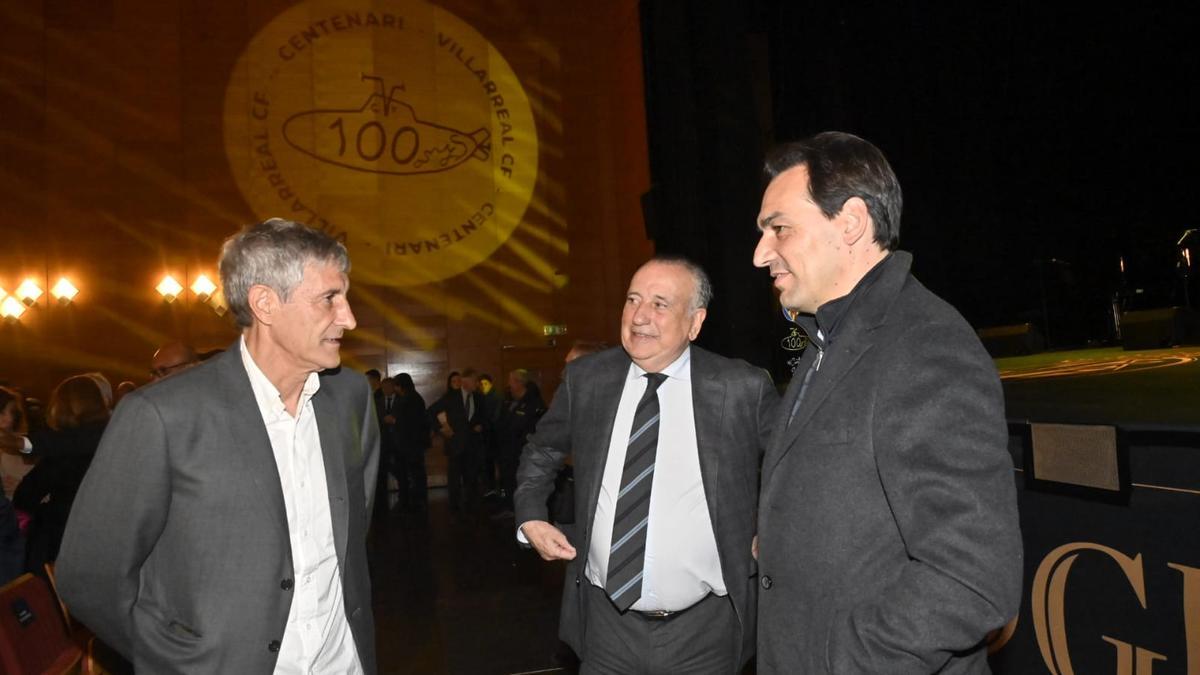 Quique Setién y Fernando Roig en los momentos previos de la gala.
