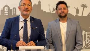 El conseller de Empresa i Treball de la Generalitat, Miquel Sàmper, y el alcalde de Tarragona, Rubén Viñuales, este lunes.