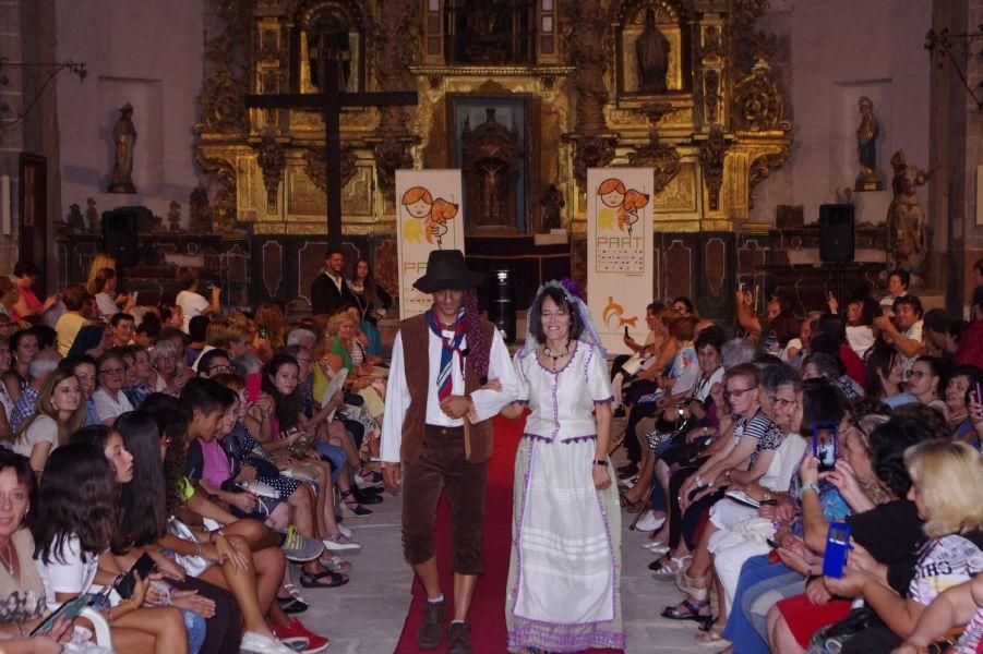 Desfile solidario en Fuentesaúco