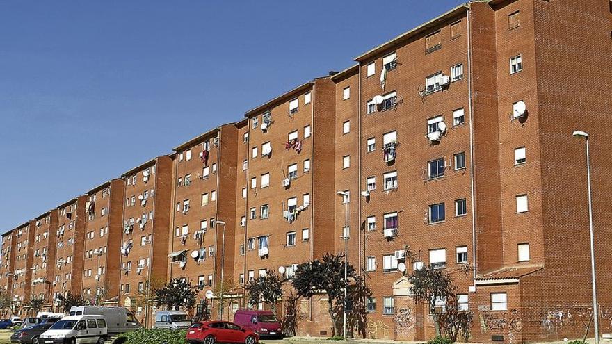 Ocupa una vivienda social en Cáceres y la condenan a pagar 360 euros